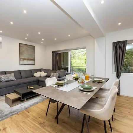 Casa Ivano Split 펜션 Kamen